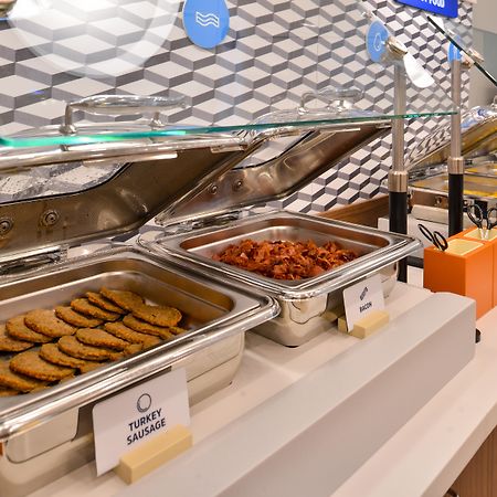 Holiday Inn Express & Suites - Florence - Cincinnati Airport By Ihg Eksteriør bilde