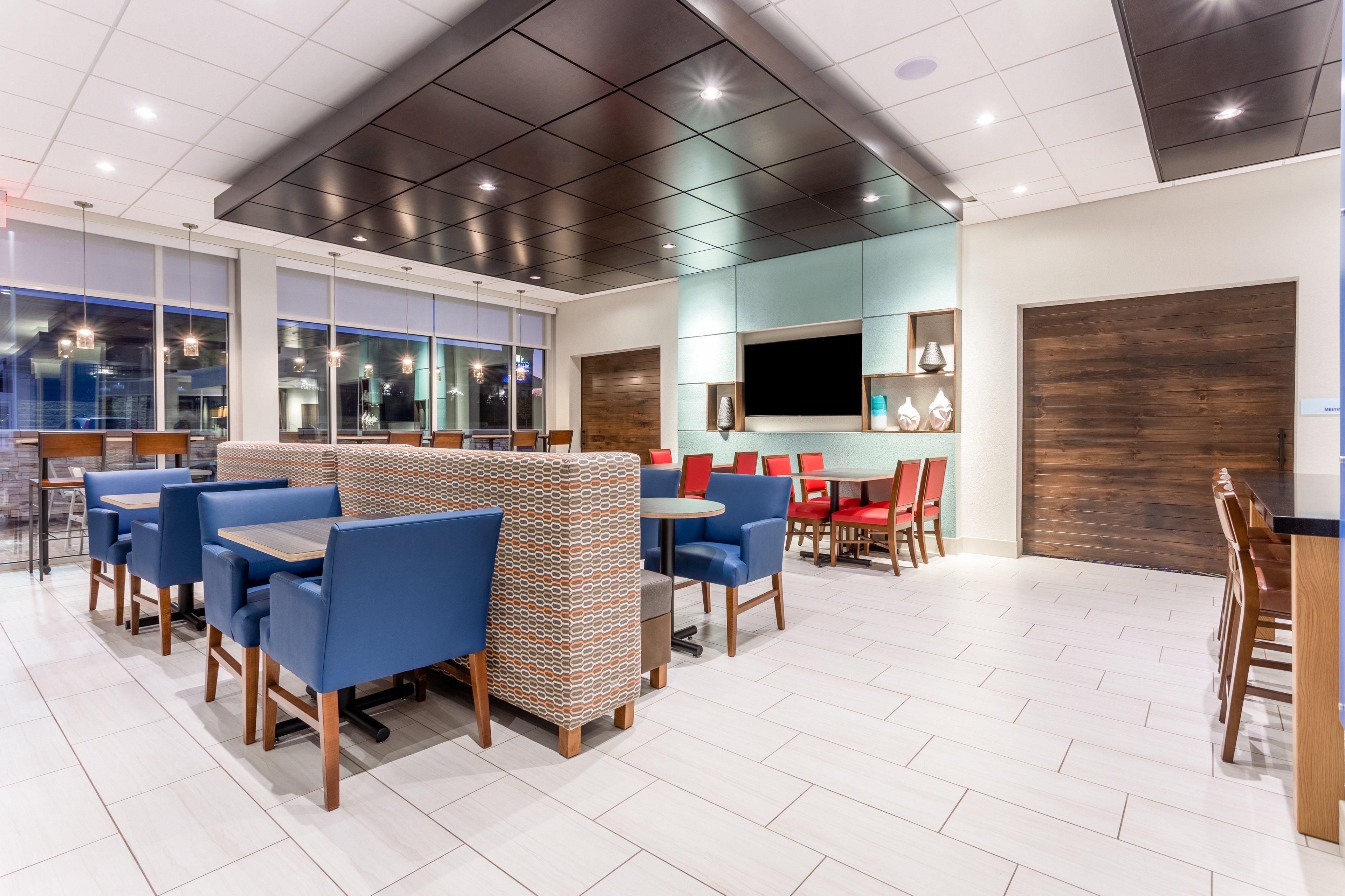 Holiday Inn Express & Suites - Florence - Cincinnati Airport By Ihg Eksteriør bilde