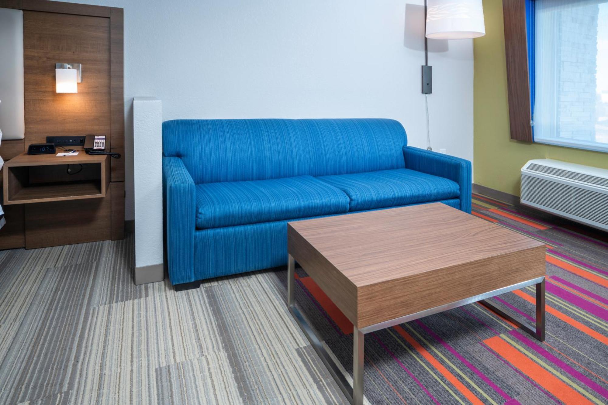 Holiday Inn Express & Suites - Florence - Cincinnati Airport By Ihg Eksteriør bilde