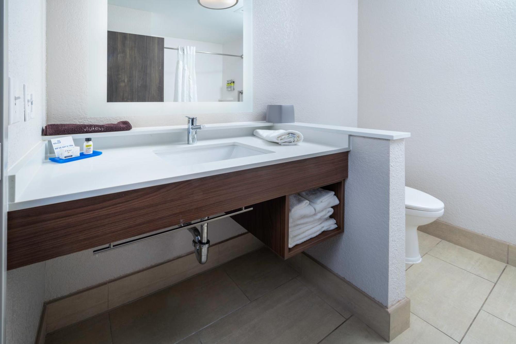 Holiday Inn Express & Suites - Florence - Cincinnati Airport By Ihg Eksteriør bilde