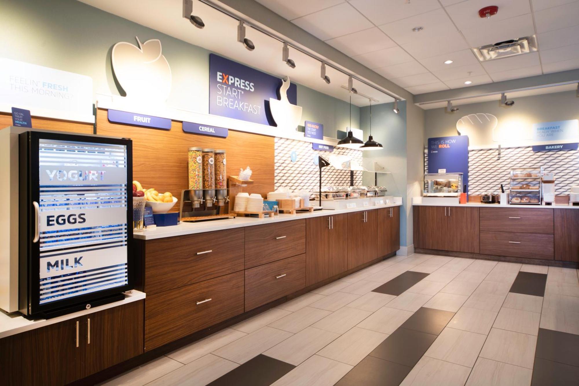 Holiday Inn Express & Suites - Florence - Cincinnati Airport By Ihg Eksteriør bilde